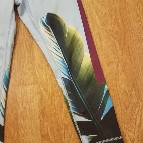 Zella Pure Crop Vision Print Active Leggings sz Sm - Picture 4 of 8